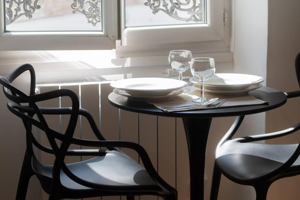 Parisian & Chic Appartement -15 Min From Paris Center Іврі-сюр-Сен Екстер'єр фото